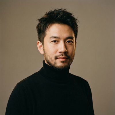 免费看片首席导演陈逸飞